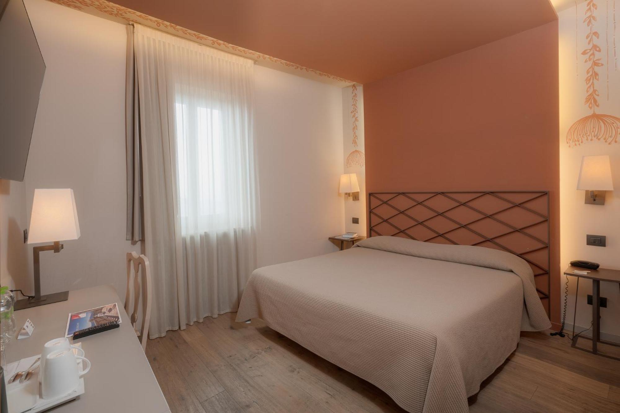 Titano Suites San Marino Buitenkant foto