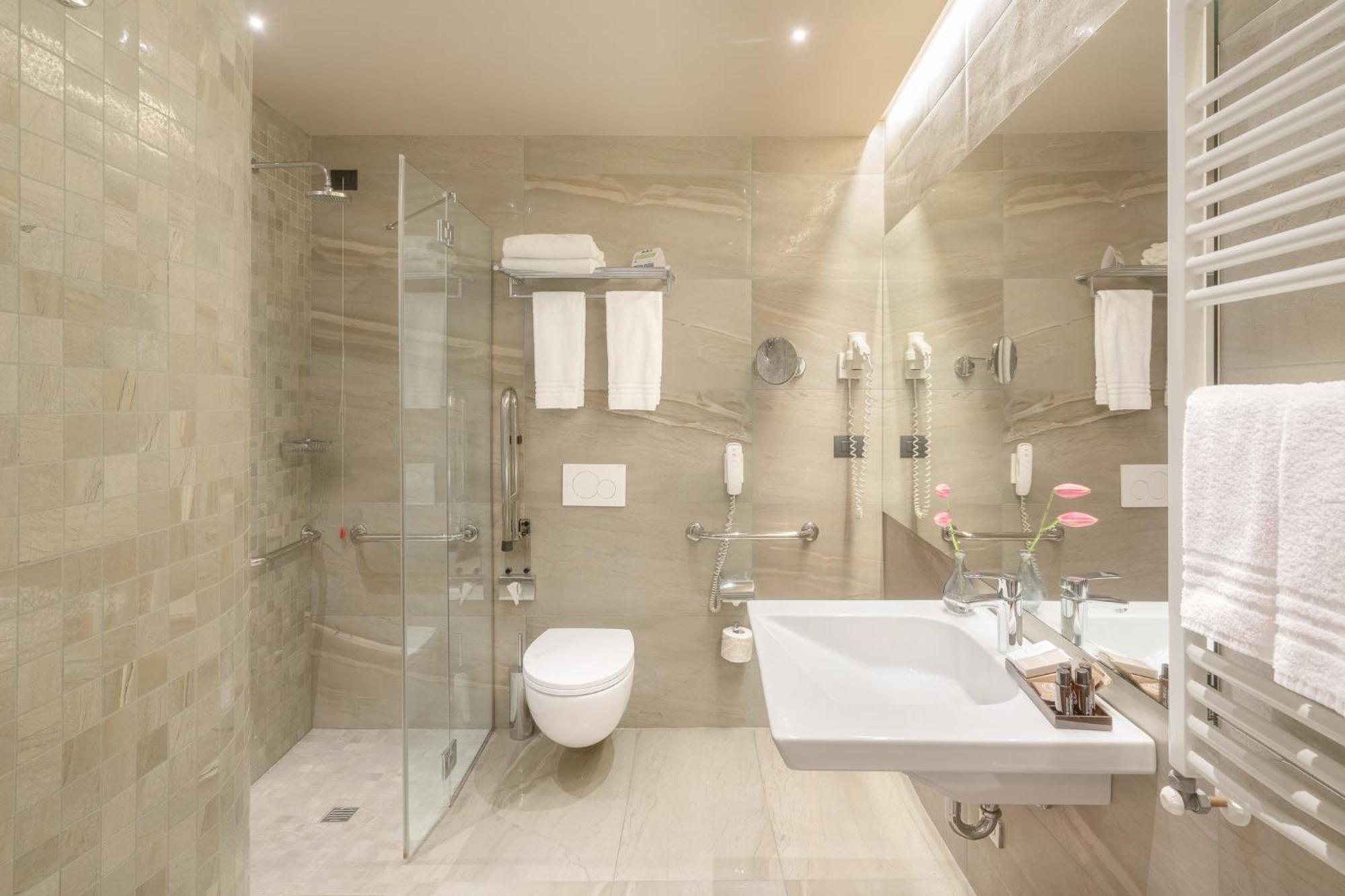 Titano Suites San Marino Buitenkant foto