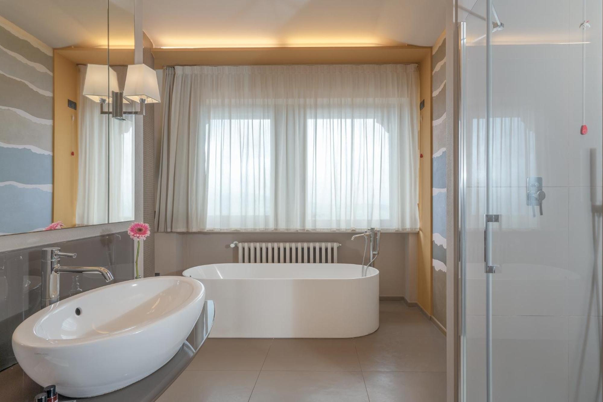 Titano Suites San Marino Buitenkant foto