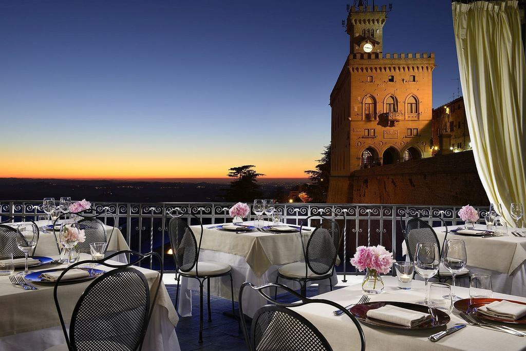 Titano Suites San Marino Buitenkant foto