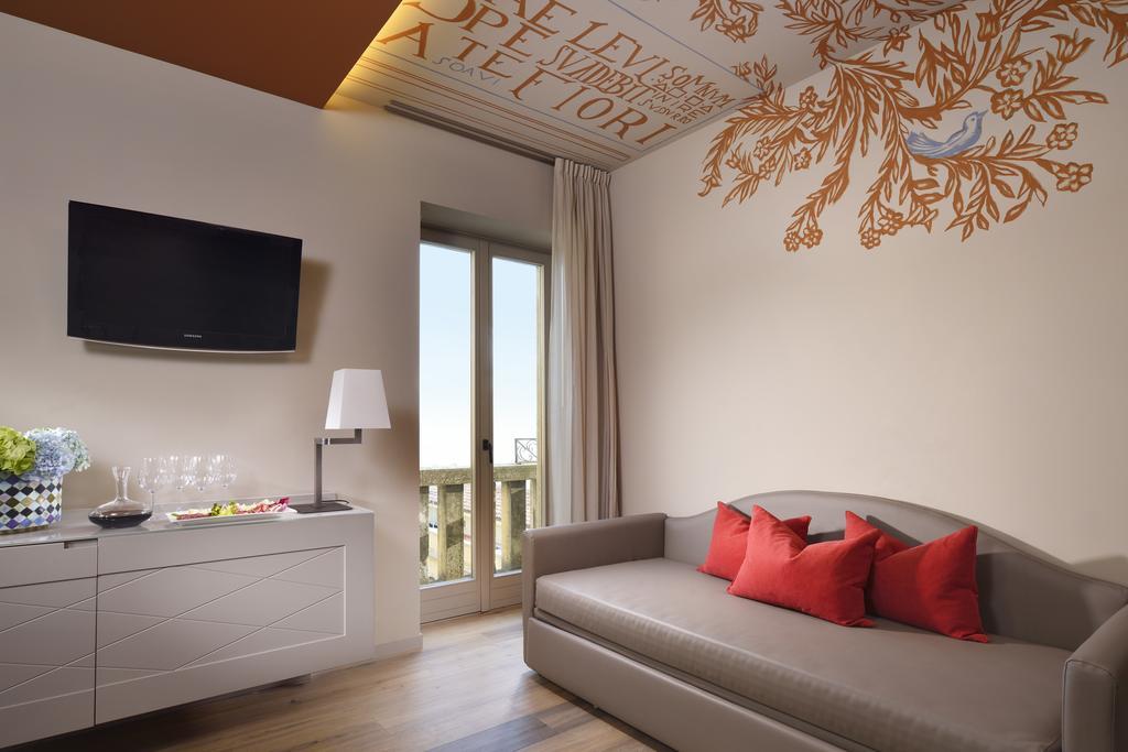 Titano Suites San Marino Kamer foto