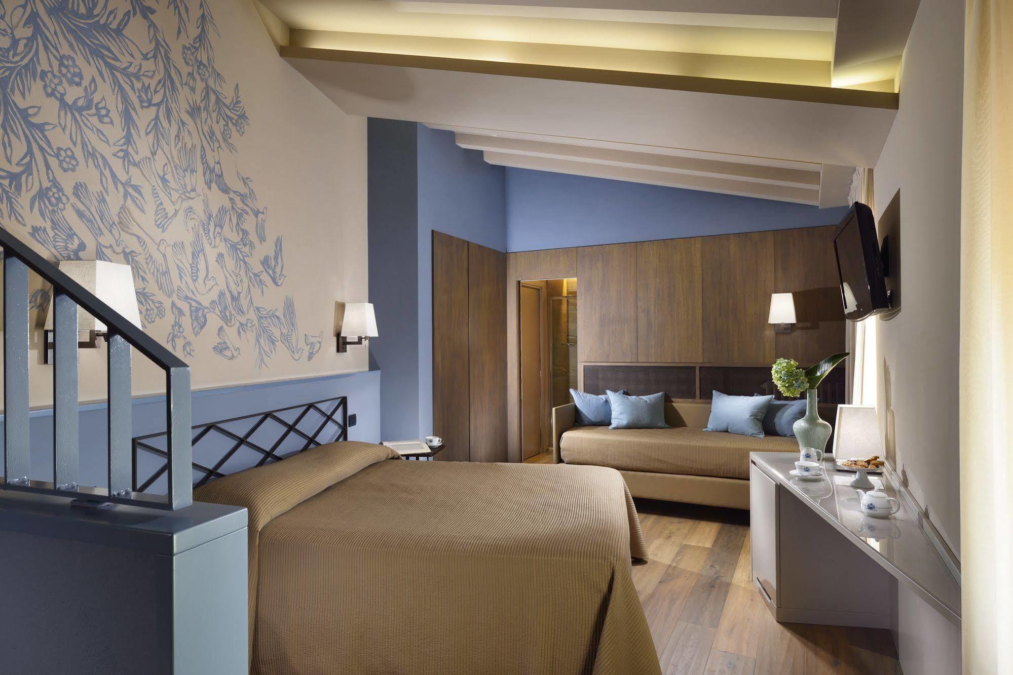 Titano Suites San Marino Buitenkant foto